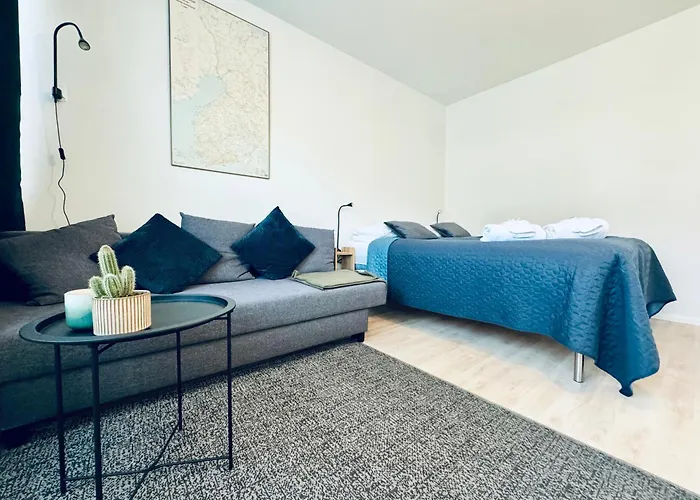 Modern Apartment Urban Tranquil, Great Location And Transport Connections