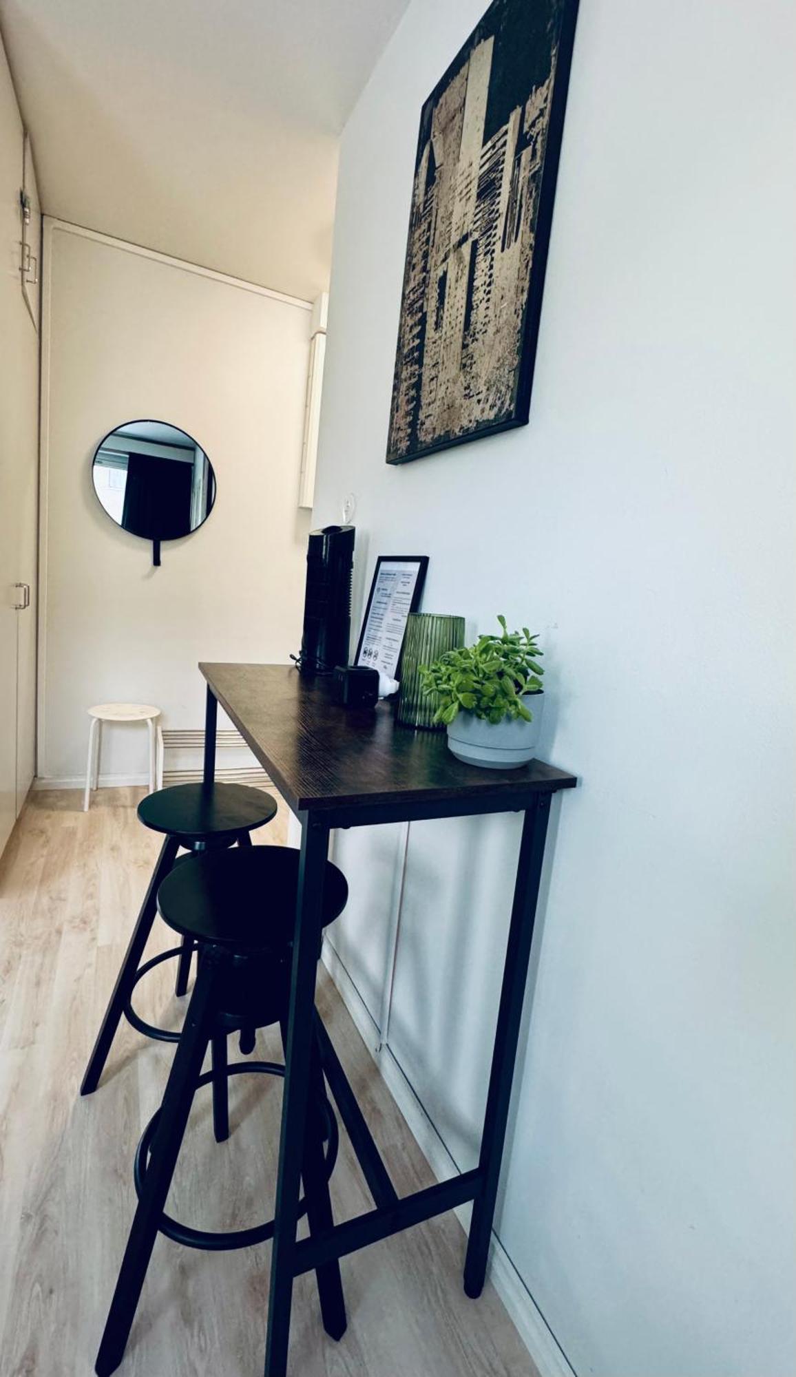 Modern Urban Tranquil, Great Location And Transport Connections * Helsinki